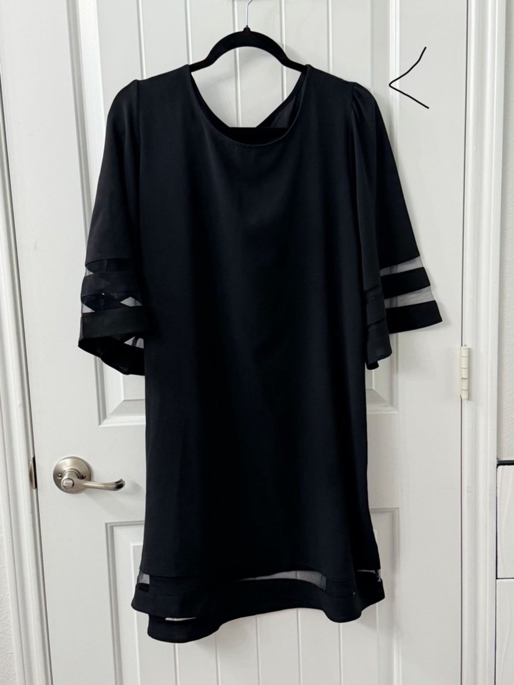 Black Sheer-Trim Tunic Top - Women
